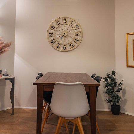 Hafnarstraeti 100, Downtown Apartment 아퀴레이리 외부 사진