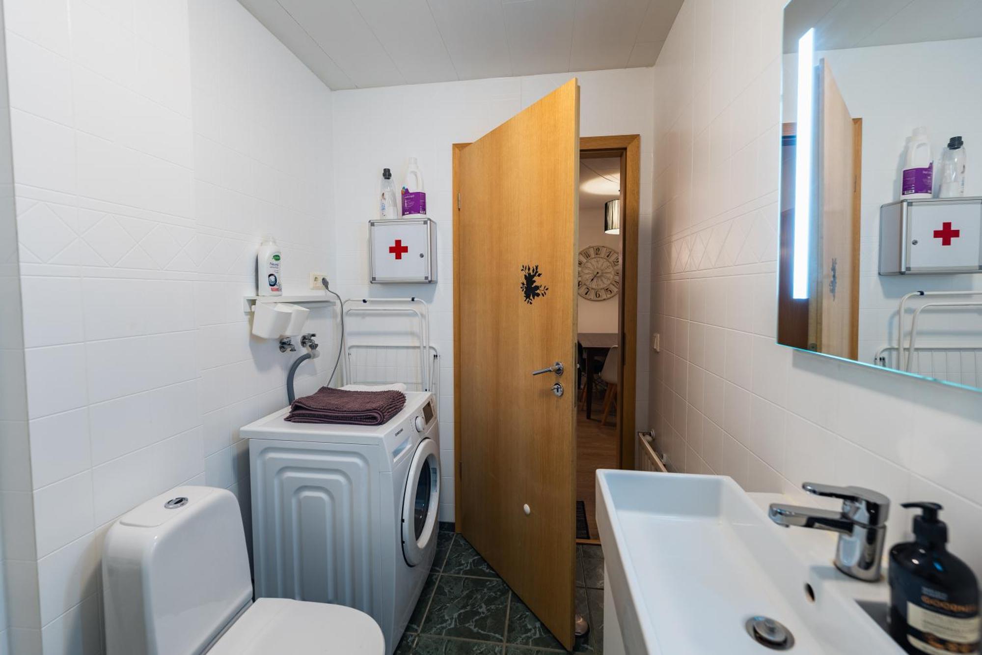 Hafnarstraeti 100, Downtown Apartment 아퀴레이리 외부 사진